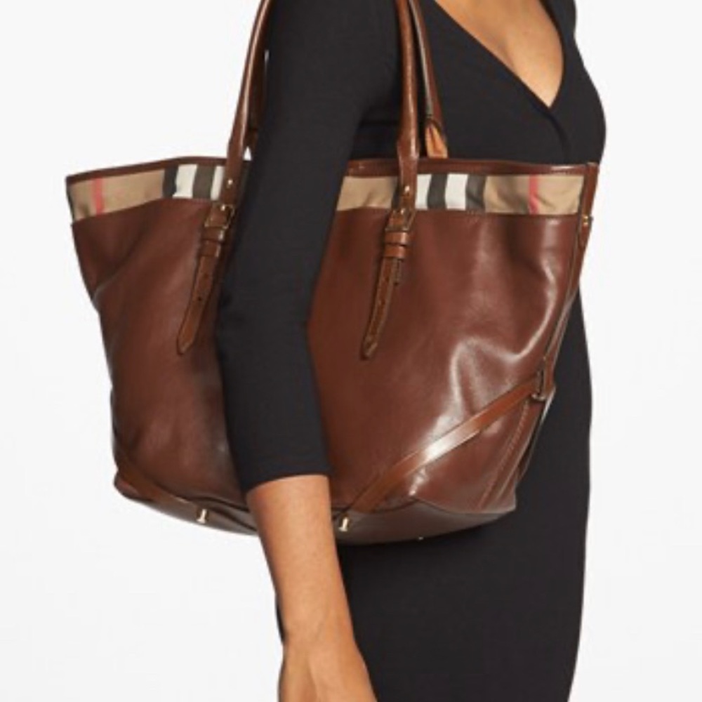 BURBERRY Leather Tote Bag